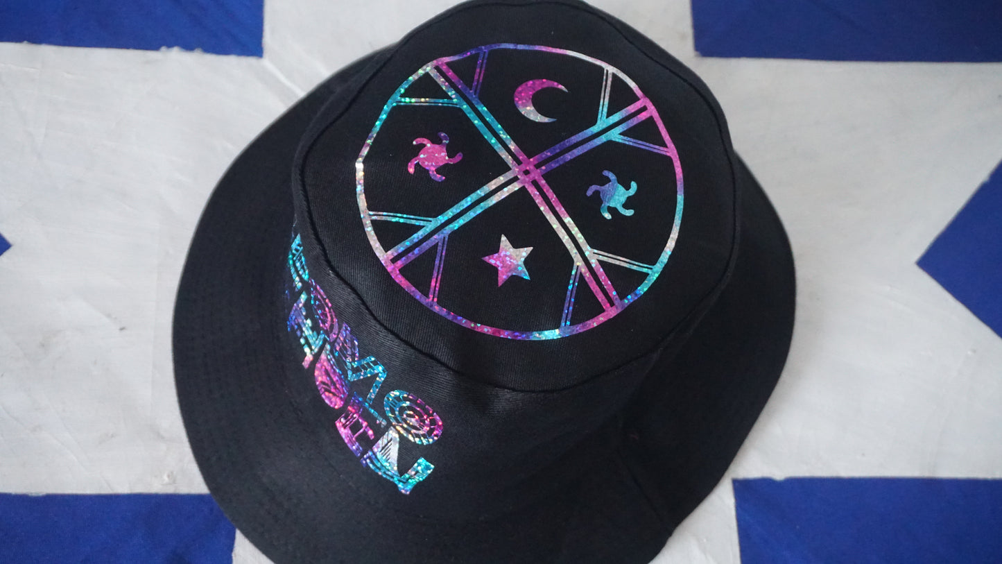 Gorro reversible morado con negro (para mujer)