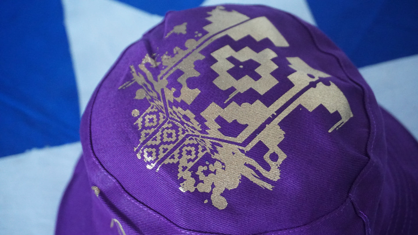 Gorro reversible morado con negro (para mujer)